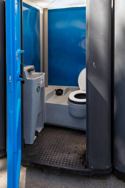 Portable bathroom rental in Granite City, IL